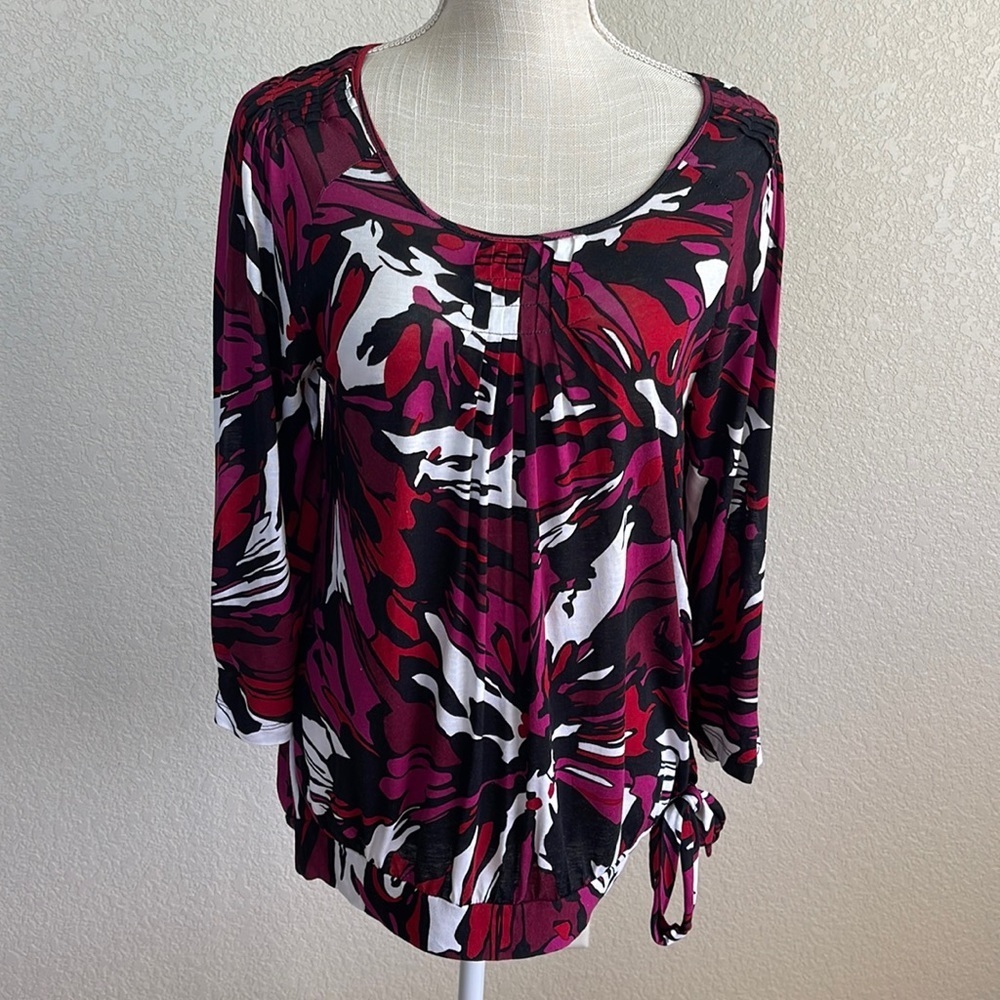 Women’s A.N.A Abstract Floral Blouse Size Medium
